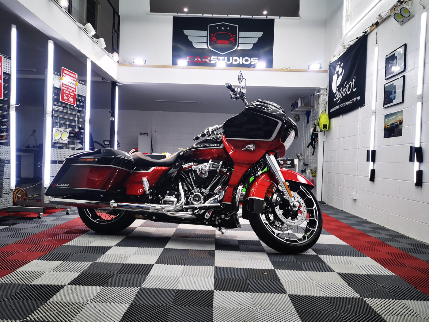 Harley Davidson - Car Studios
