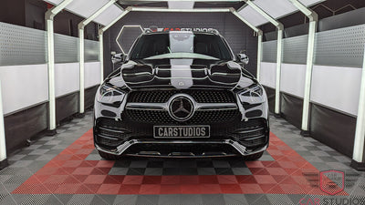 2019 Mercedes Benz GLE300D / Black
